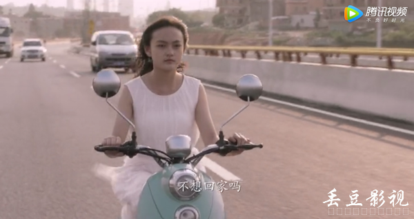 电影《嘉年华》结局是什么意思 小米坐着摩托车要去哪里？